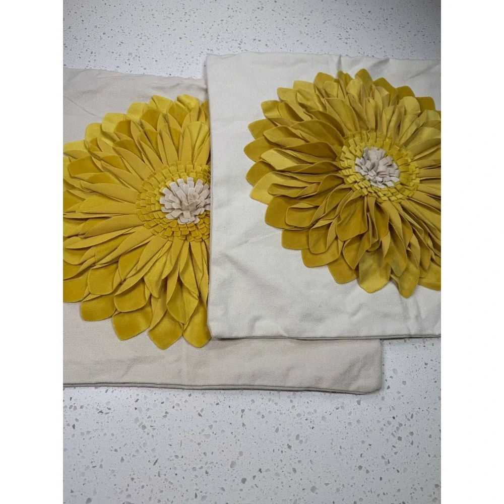The Unbranded Brand yellow beige